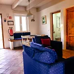 Quinta Dos Cochichos - Country Farmház